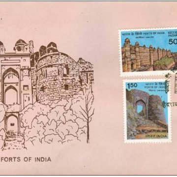 First Day Cover 03 Aug. '84 Forts of India.(FDC-1984) (Spots/hinged/slightly damaged/Paper Stuck)