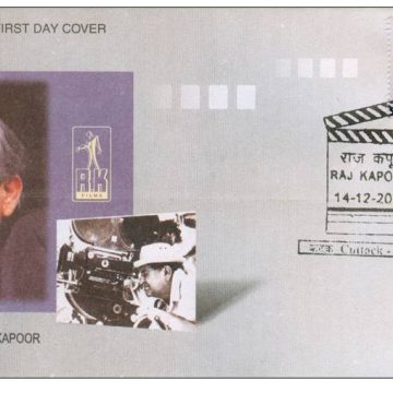 First Day Cover 14 Dec. '01 Raj Kapoor (Film Actor & Director).(FDC-2001) (Spots/hinged/slightly damaged/Paper Stuck)