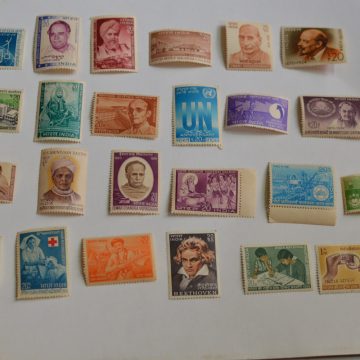 1970 Complete year pack  25 Stamp (Hinged/Gum washed)