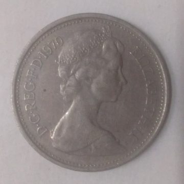 5 New pence Elizabeth II 1970 used