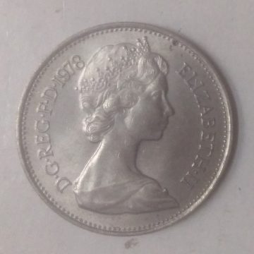 5 New pence Elizabeth II 1978 used