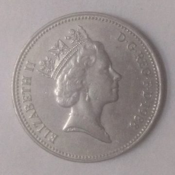 5 New pence Elizabeth II 1988 used