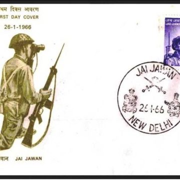 First Day Cover?26 Jan,'66 Valour of Indian Armed Forces in 1965 War. (fdc-1966) (Spots/hinged/slightly damaged/Paper Stuck)