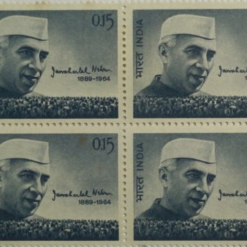 12 Jun. 64 Jawahar Lal Nehru. Personality, Freedom Fighter, Prime Minister, Headgear, Cap, Indian National Congress, Autograph, 15 P. (Block of 4 stamp)