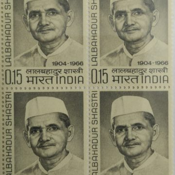 26 Jan. 66 Lal Bahadur Shastri. Soldier, Aircraft, Warship, Formation, Gnats , 15 P. (Block of 4 stamp)
