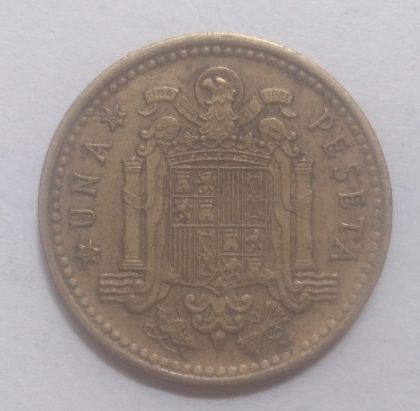 SPAIN 1 PESETA 1966(used) - Image 2