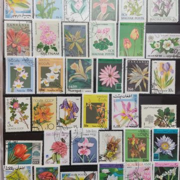 Mixed flowers used stamps (36 stamps)