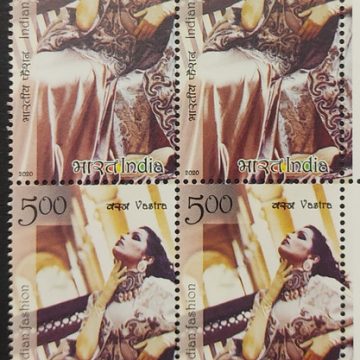 Indian Fashion Series-4 Fashion Designers Musical indian (Block of 4 stamp)