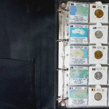 100 different Coins Of the world Collection With Country Details