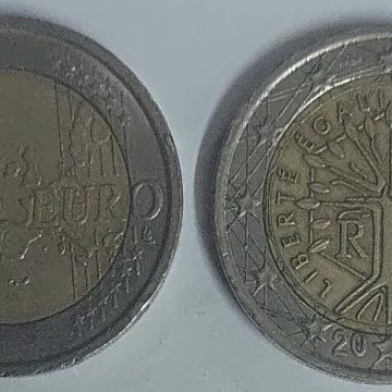 2 EURO 2001_Liberte Egalite Fraternite Coin  (used)