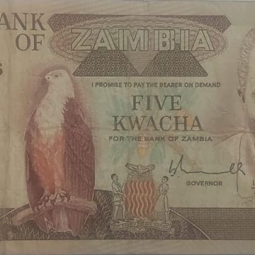 ZAMBIA Currency 5 Kwacha (used)