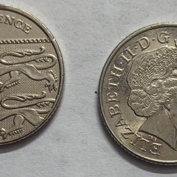 UK 10 Pence Coin 2011 (UNC)