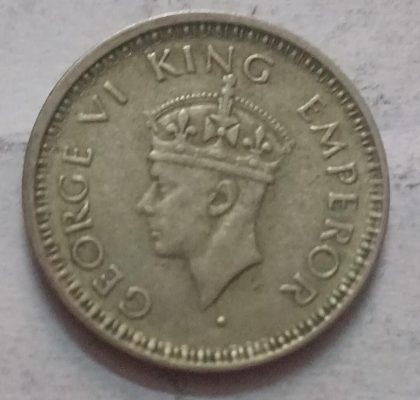 KING GEORGE VI- 1/4 RUPEE INDIA 1945 SILVER COIN (USED) - Image 2